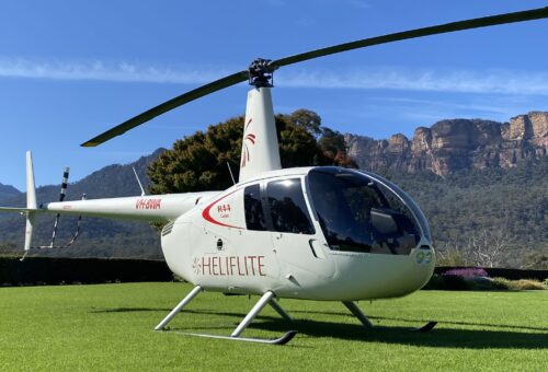 R44 CADET 2-SEAT HELICOPTER